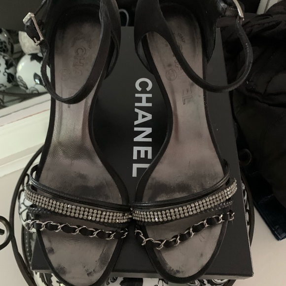 Authentic Chanel sandals from Neiman Marcus with original box and 2 shoe bags! - Picture 2 of 6